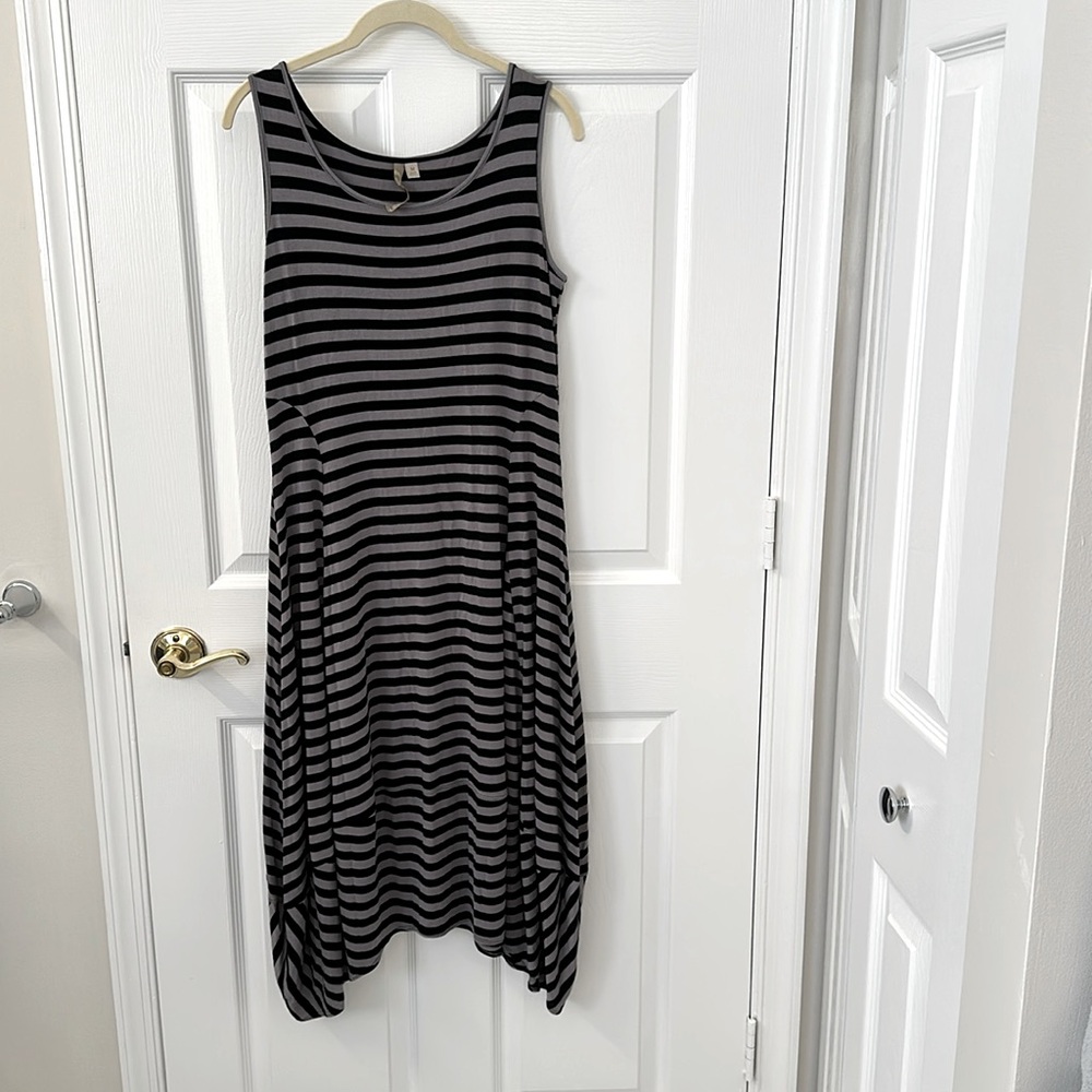Comfy USA GRAY/Black Striped Soft Lantern Midi Tank Dress Size Medium